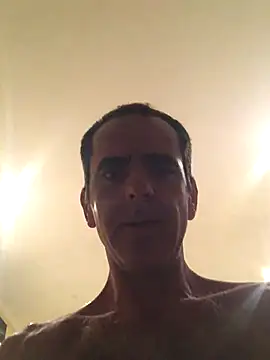 tiago1981pt online show from 11-02-25, 01:52