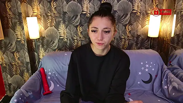 Charming LIA online show from 11-08-25, 05:01