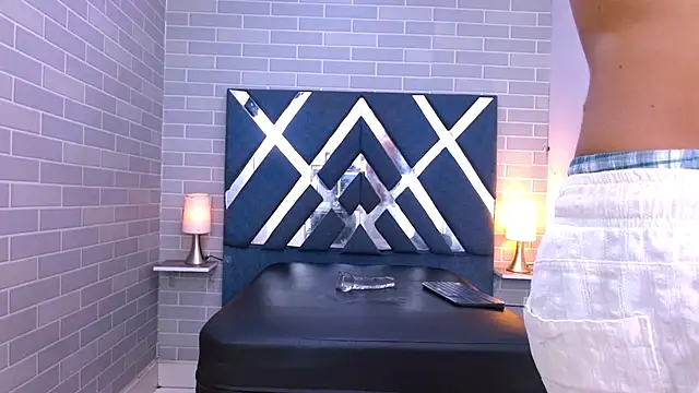 marcus hans  online show from 11-17-25, 06:35