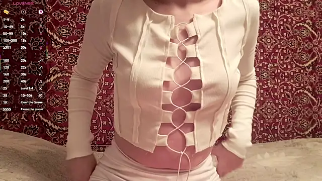 Snapshot of ivetabloom chatting on 12-05-25, 07:21 ivetabloom online show from 12-05-25, 07:21