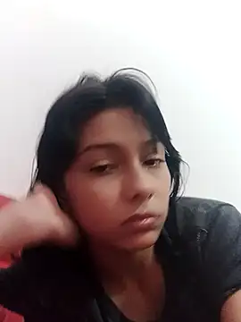 Snapshot of xoxo_milk chatting on 02-28-26, 08:21 xoxo milk online show from 02-28-26, 08:21