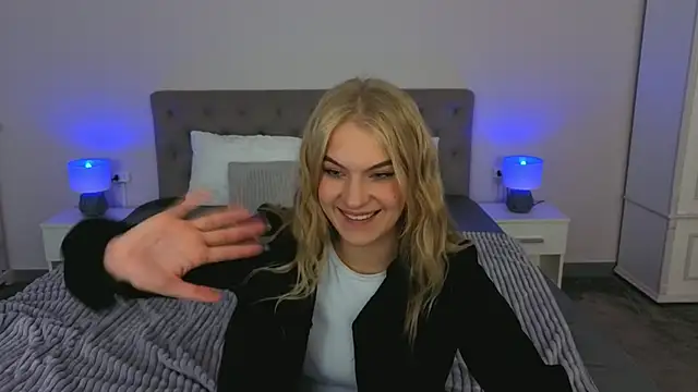 AlinaLiii online show from 04-25-26, 07:22