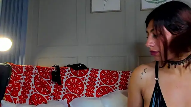Snapshot of AlisonCold chatting on 10-10-25, 11:53 AlisonCold online show from 10-10-25, 11:53