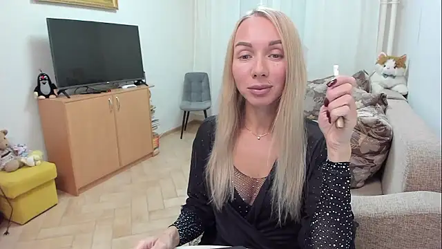 Snapshot of AlisiaCat chatting on 01-13-26, 07:19 AlisiaCat online show from 01-13-26, 07:19