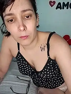 Snapshot of catperigosa chatting on 10-08-25, 06:05 catperigosa online show from 10-08-25, 06:05