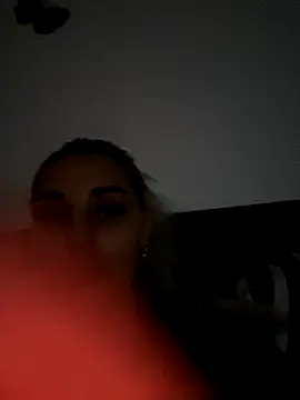 Snapshot of Giullyaxx chatting on 10-07-25, 02:47 Giullyaxx online show from 10-07-25, 02:47