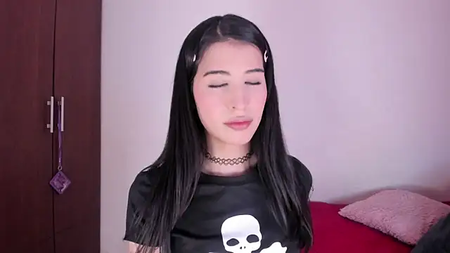 ScarlettRosetti online show from 12-18-25, 02:28