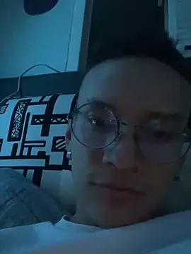 Johan sb online show from 11-04-25, 06:01