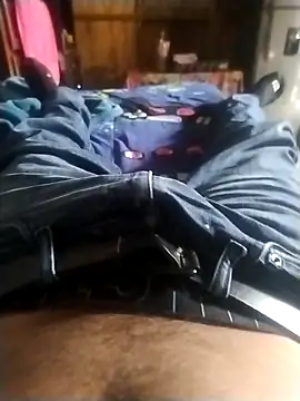 mirihot online show from 11-18-25, 04:11