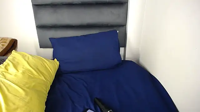 Juiceybileh online show from 11-29-25, 08:01