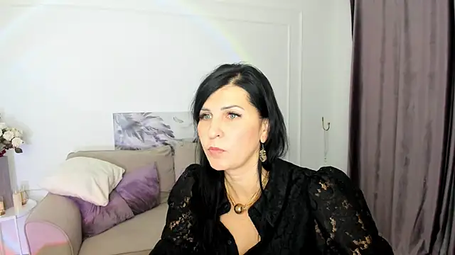 Moon Veloure1 online show from 12-02-25, 03:12