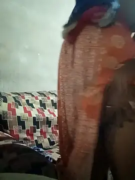 Snapshot of miss_riya_kol chatting on 10-12-25, 02:38 miss riya kol online show from 10-12-25, 02:38