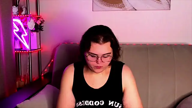  online show from 10-28-25, 02:26