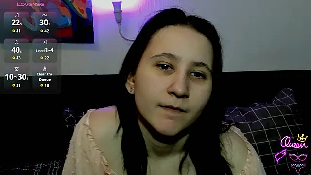 Snapshot of ChristinaFivePlus chatting on 02-09-26, 09:24 ChristinaFivePlus online show from 02-09-26, 09:24