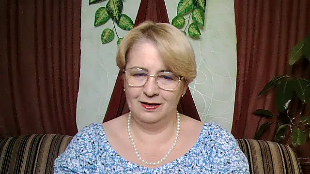 Selena-Velvet online show from 10-16-25, 01:01