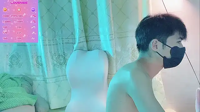 Snapshot of White-Lia chatting on 09-29-25, 06:57 White-Lia online show from 09-29-25, 06:57