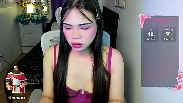 Snapshot of Lovely_naughtyLeii chatting on 01-16-26, 12:47 Lovely naughtyLeii online show from 01-16-26, 12:47