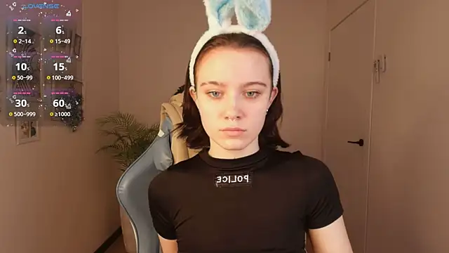 Elastikisss online show from 12-21-25, 02:30