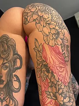 Snapshot of charlotteemerson123 chatting on 12-20-25, 04:14 charlotteemerson123 online show from 12-20-25, 04:14