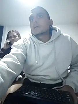 Carlandelli1 online show from 12-03-25, 03:03