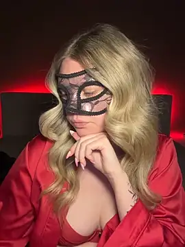 Cherrycolada online show from 04-21-26, 06:44