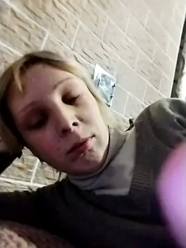 Ponka2011 online show from 12-15-25, 06:28