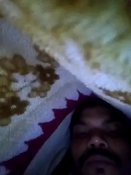 Snapshot of alone_boy802 chatting on 10-08-25, 01:25 alone boy802 online show from 10-08-25, 01:25