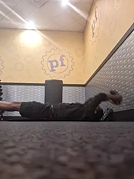 Snapshot of 214KingLonggg chatting on 02-08-26, 11:08 214KingLonggg online show from 02-08-26, 11:08