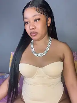 BlackBarbieX23 online show from 10-11-25, 07:45