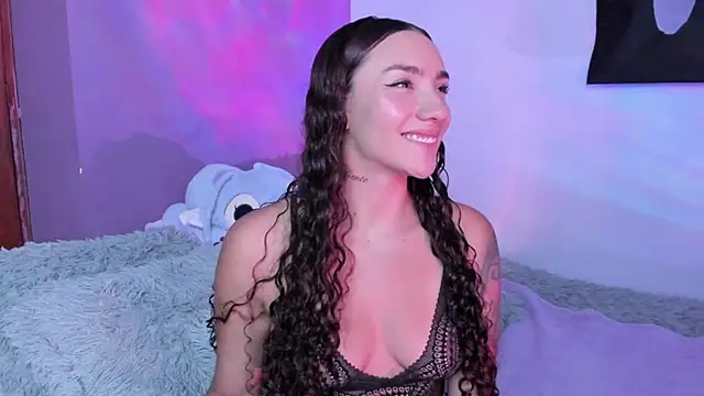 Snapshot of MegannP chatting on 01-15-26, 12:37 MegannP online show from 01-15-26, 12:37