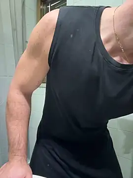 giovan2020 online show from 12-17-25, 07:47