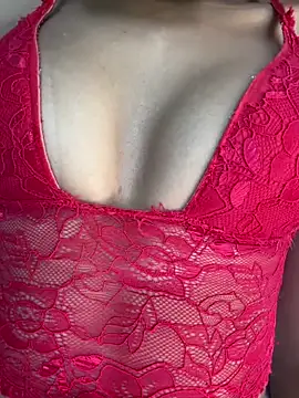 Snapshot of magrinha_hot chatting on 03-01-26, 06:43 magrinha hot online show from 03-01-26, 06:43