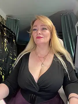 Sweet-blonde online show from 03-30-26, 07:15