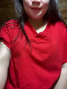 Snapshot of violet-00 chatting on 05-08-26, 03:45 violet-00 online show from 05-08-26, 03:45
