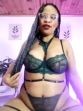 Lauraricci   online show from 10-04-25, 10:24