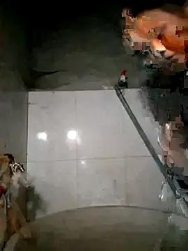 xuxulovezz online show from 10-21-25, 11:33