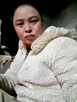 xuxulovezz online show from 02-03-26, 01:38