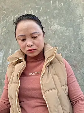 xuxulovezz online show from 02-21-26, 02:01