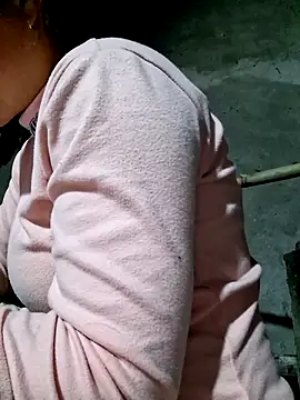 xuxulovezz online show from 03-08-26, 01:36