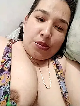 rossiteylor online show from 11-26-25, 03:18