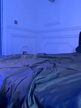 Zola Nooryi online show from 09-22-25, 04:58