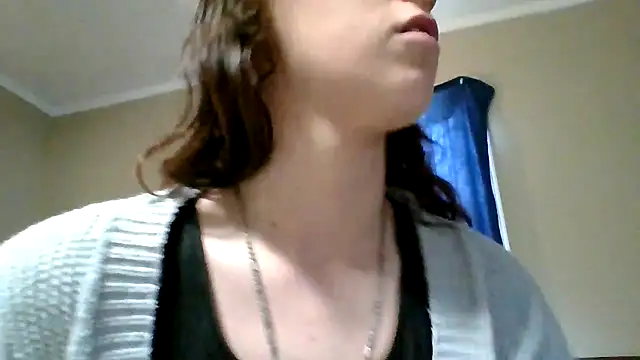 brunettebabexo3 online show from 10-27-25, 06:01