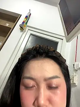 -Halley- online show from 09-22-25, 11:01