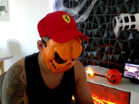 Snapshot of maximus888A chatting on 10-26-25, 12:55 maximus888A online show from 10-26-25, 12:55