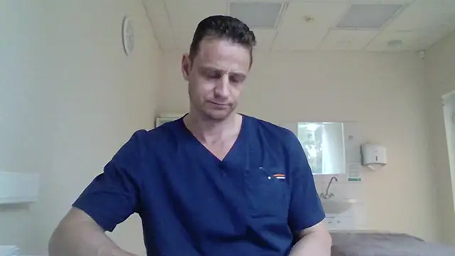 Snapshot of Freeze_Fire chatting on 09-27-25, 02:22 Freeze Fire online show from 09-27-25, 02:22