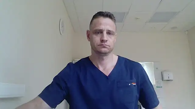 Snapshot of Freeze_Fire chatting on 10-13-25, 09:09 Freeze Fire online show from 10-13-25, 09:09