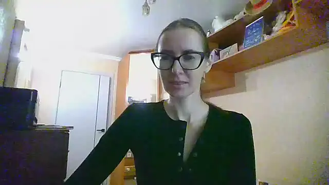 Snapshot of Norivann chatting on 10-28-25, 09:02 Norivann online show from 10-28-25, 09:02