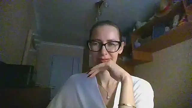 Snapshot of Norivann chatting on 11-27-25, 11:12 Norivann online show from 11-27-25, 11:12