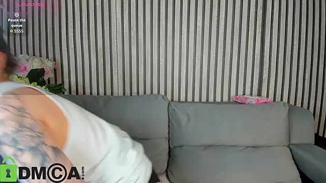 Snapshot of Elsie_Cutties chatting on 10-10-25, 01:04 Elsie Cutties online show from 10-10-25, 01:04