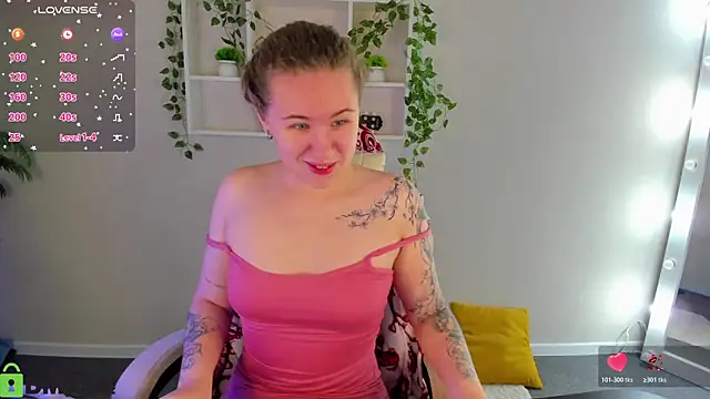 Snapshot of Elsie_Cutties chatting on 11-09-25, 11:58 Elsie Cutties online show from 11-09-25, 11:58